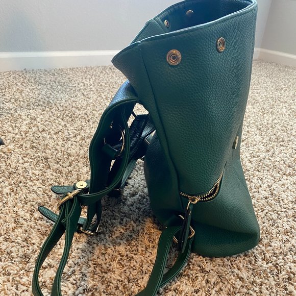 Green purse - Picture 4 of 5